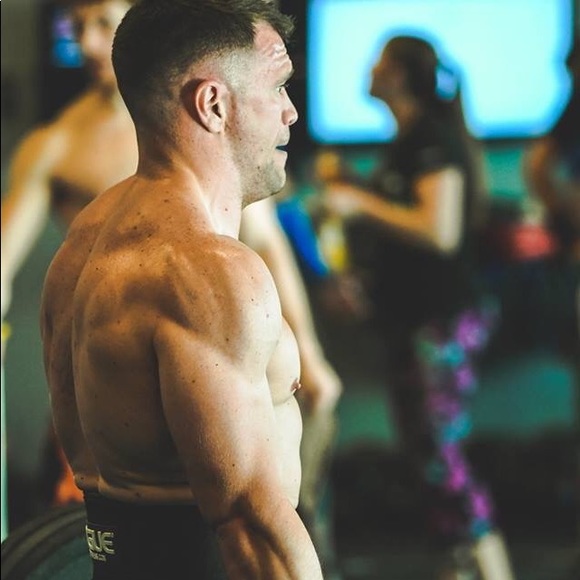 Meet your Posher, Tom - Picture 6 of 8